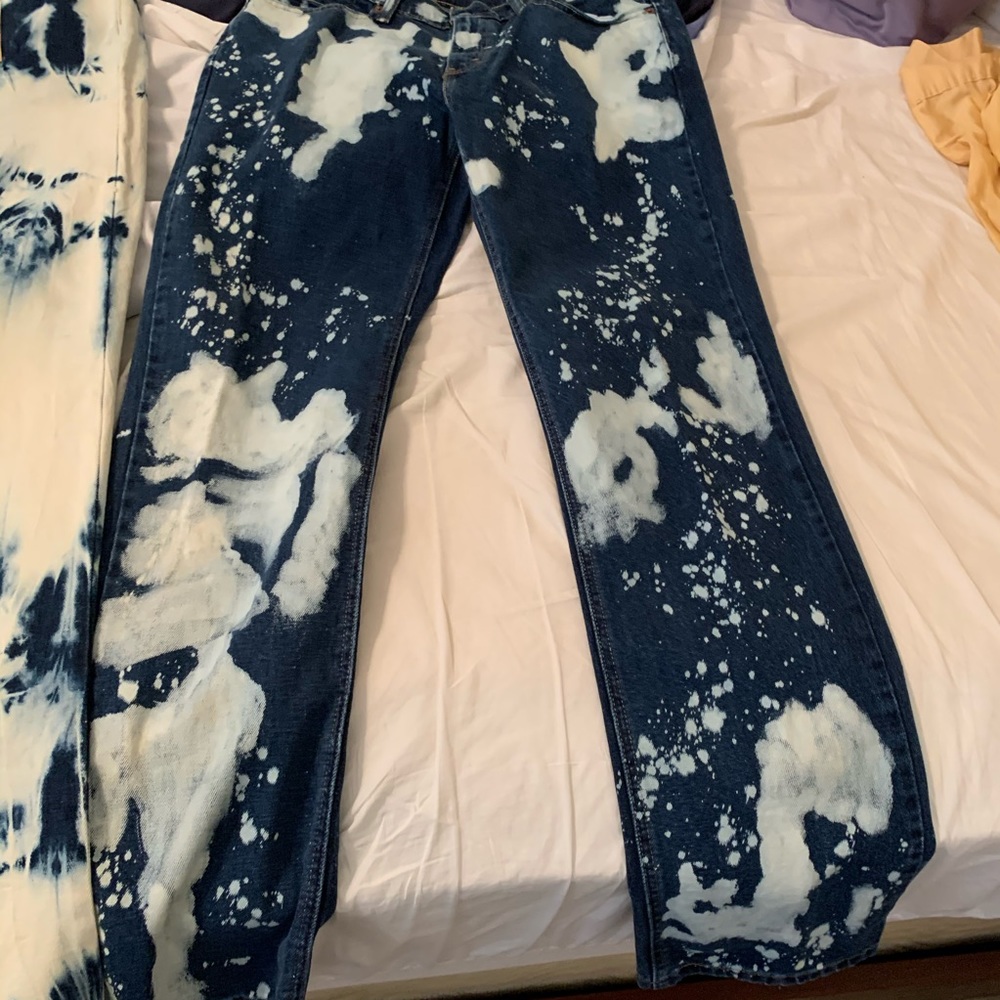 Levi’s 541 jeans. 34 waist Blue with White accents - Picture 7 of 8